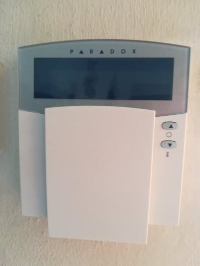 Systém zabezpečenia - Paradox