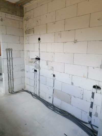 Elektroinštalácia v novostavbe rodinného domu Brezno
